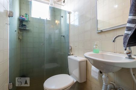 Banheiro de apartamento à venda com 2 quartos, 54m² em Padre Eustáquio, Belo Horizonte