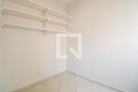 Corredor  de apartamento à venda com 2 quartos, 55m² em Centro, Campinas