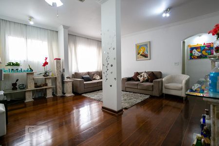 Sala de Estar de apartamento à venda com 3 quartos, 140m² em Parque Maria Domitila, São Paulo