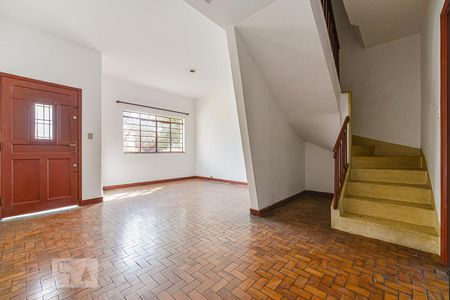 Casa para alugar com 100m², 2 quartos e 1 vagaSala