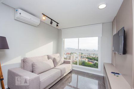 Sala  de apartamento para alugar com 1 quarto, 48m² em Petrópolis, Porto Alegre