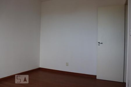 Quarto 1 de apartamento para alugar com 3 quartos, 80m² em Pechincha, Rio de Janeiro