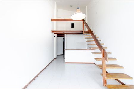 Sala/Cozinha de apartamento para alugar com 1 quarto, 33m² em Acupe de Brotas, Salvador