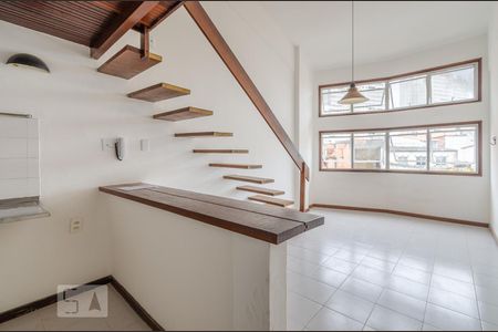 Sala/Cozinha de apartamento para alugar com 1 quarto, 33m² em Acupe de Brotas, Salvador