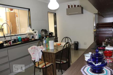 Cozinha de casa de condomínio à venda com 3 quartos, 130m² em Vila Ré, São Paulo