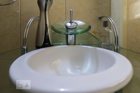 Lavabo de casa à venda com 3 quartos, 162m² em Pestana, Osasco