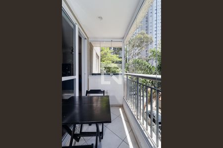 Varanda da Sala de kitnet/studio à venda com 1 quarto, 38m² em Vila Andrade, São Paulo