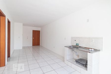 Sala/Cozinha de apartamento para alugar com 1 quarto, 50m² em Navegantes, Porto Alegre