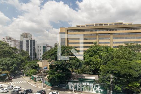 Vista da Sala de apartamento à venda com 2 quartos, 80m² em Pacaembu, São Paulo