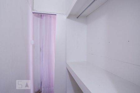 Closet Quarto 1 de apartamento para alugar com 2 quartos, 110m² em Vila Romana, São Paulo