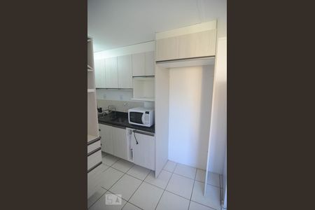 Cozinha de apartamento à venda com 2 quartos, 44m² em Olaria, Canoas