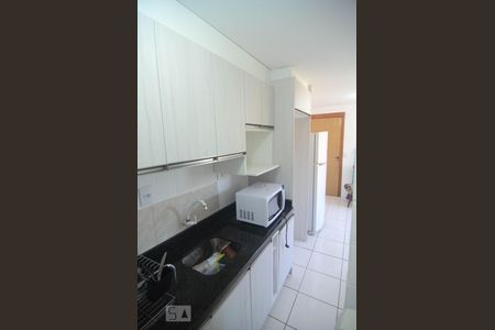 Cozinha de apartamento à venda com 2 quartos, 44m² em Olaria, Canoas