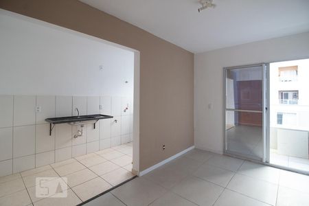 Sala de apartamento para alugar com 2 quartos, 58m² em Protásio Alves, Porto Alegre