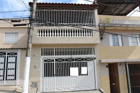 Fachada de casa à venda com 2 quartos, 100m² em Vila Ivg, São Paulo