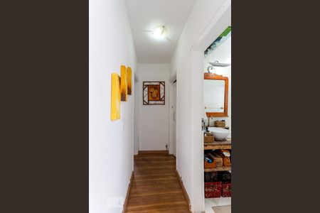 Corredor Quartos de apartamento à venda com 2 quartos, 110m² em Parque Novo Mundo, São Paulo