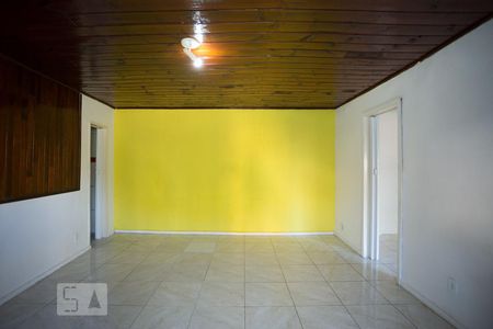 Sala de casa de condomínio para alugar com 2 quartos, 75m² em Medianeira, Porto Alegre