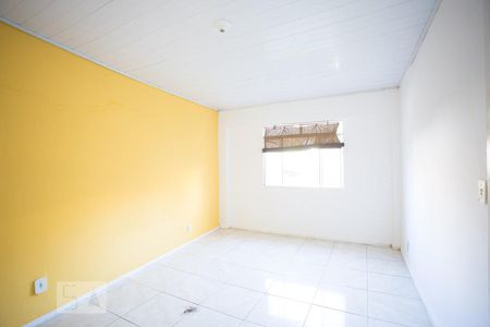 Quarto 2 de casa de condomínio para alugar com 2 quartos, 75m² em Medianeira, Porto Alegre