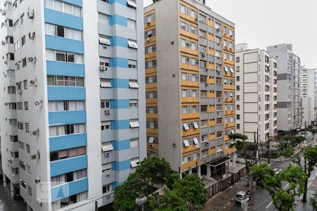 Vista de apartamento para alugar com 3 quartos, 150m² em Boqueirão, Santos