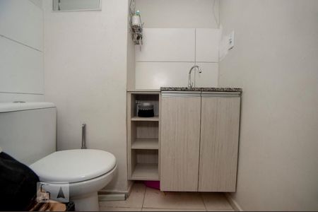 Banheiro da Suíte de apartamento para alugar com 2 quartos, 52m² em Bairro Alto, Curitiba