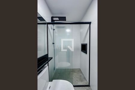 Banheiro de apartamento para alugar com 1 quarto, 38m² em Sé, São Paulo