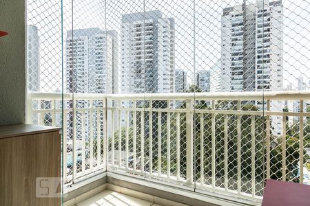 Varanda de apartamento para alugar com 2 quartos, 57m² em Parque Reboucas, São Paulo