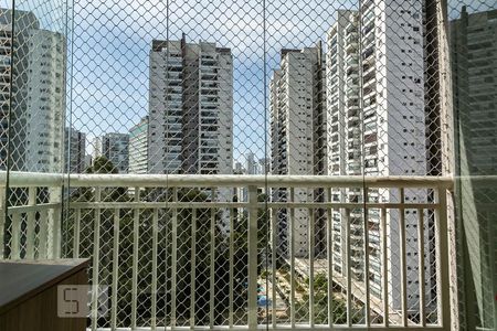 Varanda de apartamento para alugar com 2 quartos, 57m² em Parque Reboucas, São Paulo