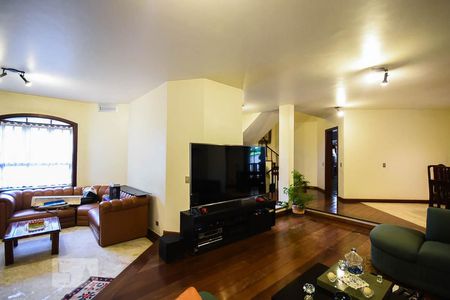 Sala de casa de condomínio à venda com 3 quartos, 300m² em Jardim Ampliação, São Paulo