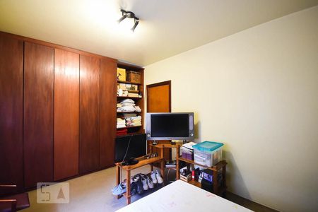 Quarto 1 de casa de condomínio à venda com 3 quartos, 300m² em Jardim Ampliação, São Paulo