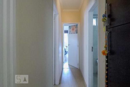 Corredor de apartamento para alugar com 3 quartos, 70m² em Saúde, São Paulo