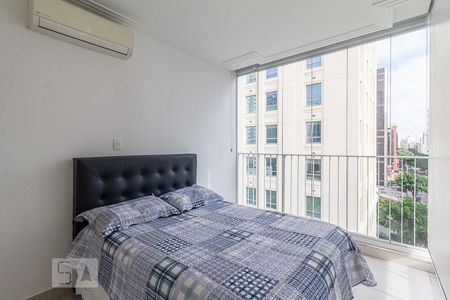 Suíte de apartamento para alugar com 2 quartos, 78m² em Moema, São Paulo