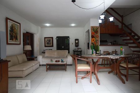 Sala de casa à venda com 6 quartos, 400m² em Tijuca, Rio de Janeiro