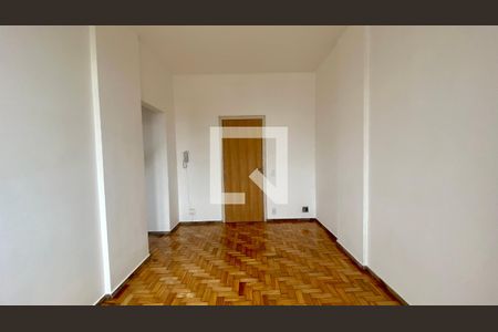 Sala de apartamento para alugar com 2 quartos, 70m² em Barro Preto, Belo Horizonte