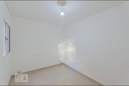 Quarto 1 de casa para alugar com 2 quartos, 70m² em Parque Boturussu, São Paulo