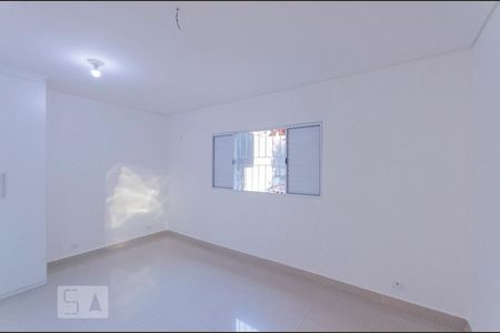 Quarto 2 de casa para alugar com 2 quartos, 70m² em Parque Boturussu, São Paulo