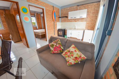 Sala de apartamento para alugar com 2 quartos, 60m² em São João do Rio Vermelho, Florianópolis