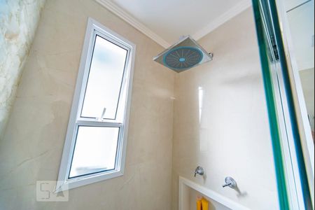 Apartamento à venda com 97m², 3 quartos e 1 vaga Apartamento à venda com 97m², 3 quartos e 1 vagaChuveiro