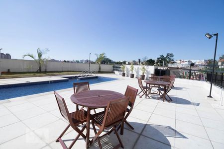 Apartamento à venda com 97m², 3 quartos e 1 vaga Apartamento à venda com 97m², 3 quartos e 1 vagaÁrea comum - Piscina