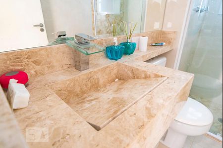 Apartamento à venda com 97m², 3 quartos e 1 vaga Apartamento à venda com 97m², 3 quartos e 1 vagaPia