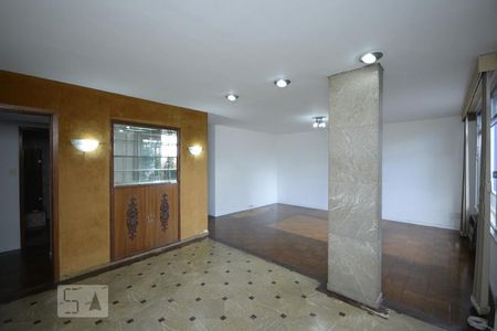Sala de apartamento à venda com 2 quartos, 135m² em Tijuca, Rio de Janeiro