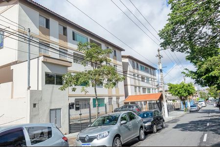 Apartamento à venda com 97m², 2 quartos e 1 vaga Apartamento à venda com 97m², 2 quartos e 1 vagaFachada e portaria