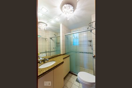 Banheiro de apartamento à venda com 1 quarto, 60m² em São Francisco, Niterói