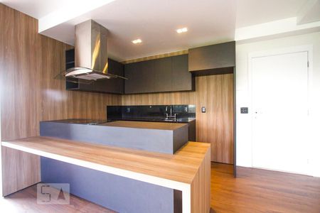 Cozinha de kitnet/studio à venda com 1 quarto, 55m² em Santo Amaro, São Paulo