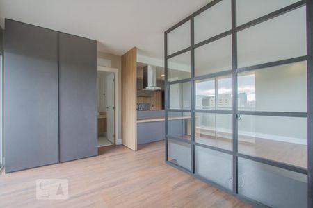 Quarto de kitnet/studio à venda com 1 quarto, 55m² em Santo Amaro, São Paulo