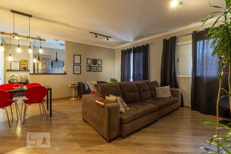 Sala de apartamento à venda com 1 quarto, 72m² em Jardim Tupanci, Barueri