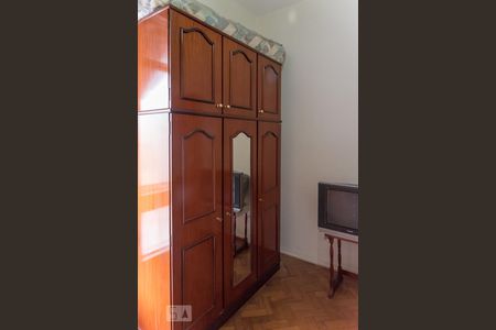 Quarto 1 de apartamento para alugar com 2 quartos, 74m² em Tijuca, Rio de Janeiro