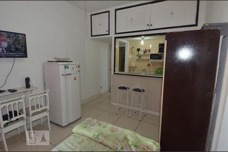 Sala de apartamento à venda com 1 quarto, 24m² em Copacabana, Rio de Janeiro