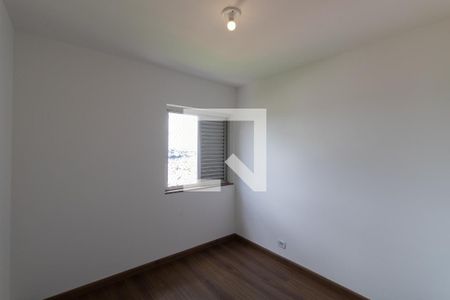 Quarto 1 de apartamento para alugar com 2 quartos, 70m² em Parque Paineiras, São Paulo