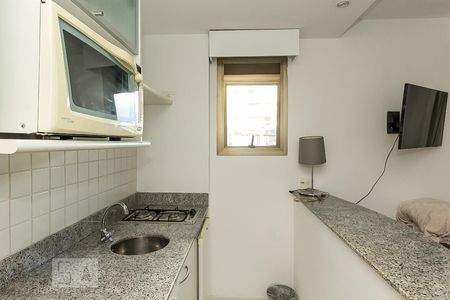 Cozinha de apartamento para alugar com 1 quarto, 50m² em Copacabana, Rio de Janeiro