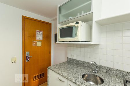 Cozinha de apartamento para alugar com 1 quarto, 50m² em Copacabana, Rio de Janeiro