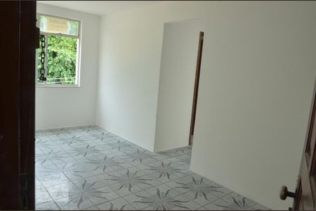 Sala de apartamento para alugar com 2 quartos, 58m² em Stiep, Salvador